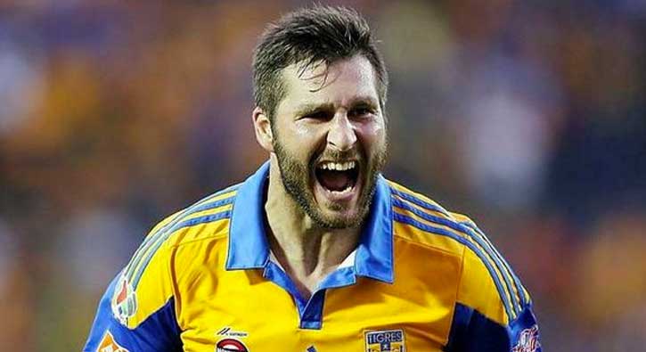 Galatasaray, Fransız forvetten vazgeçmiyor!