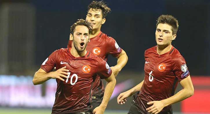 Milli yıldız Süper Lig'de savaç çıkardı!