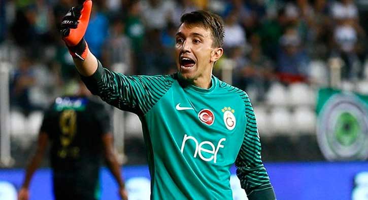 Kadıköy'de Muslera'ya şok!