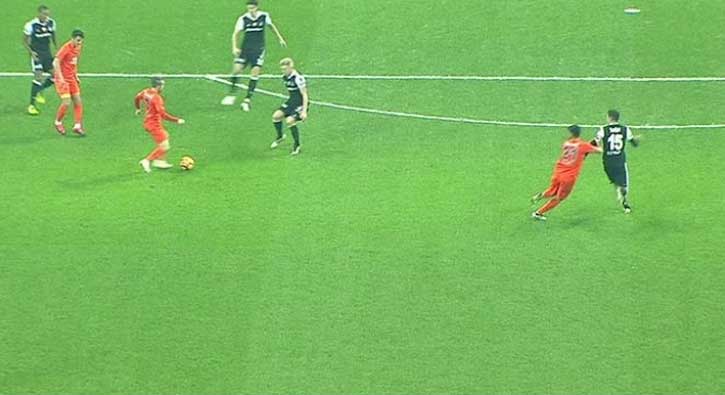 Vodafone Arena'da tartışmalı pozisyon