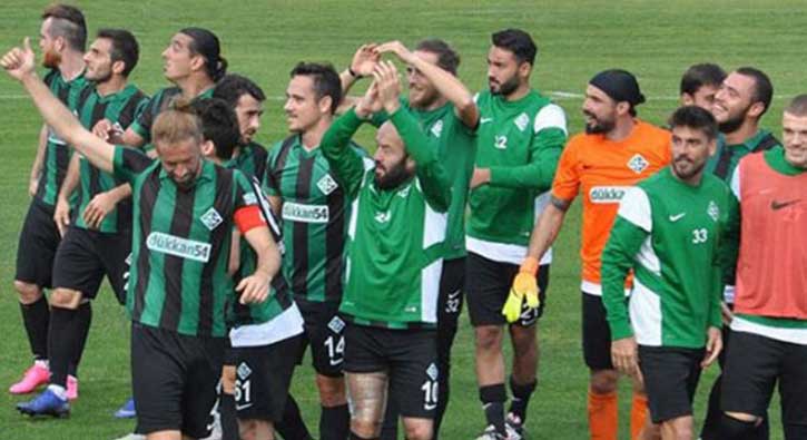 Sakaryaspor zirve yarışını sürdürdü!