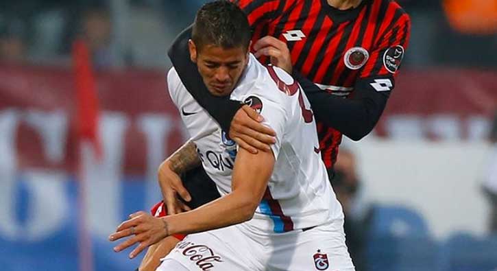 ŞOK! Yeni transferden flaş karar...