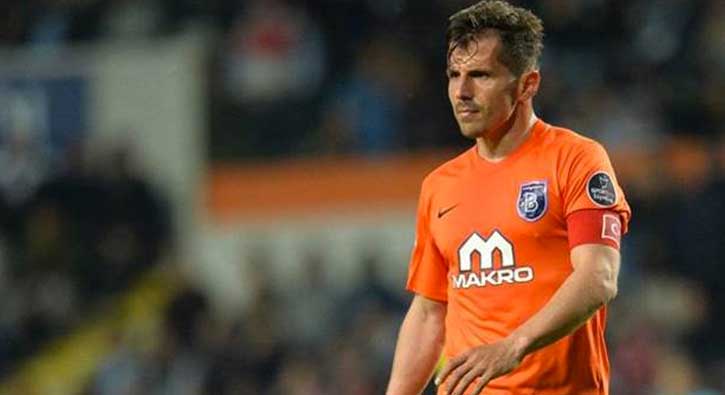 Başakşehir'de Emre Belözoğlu sevinci!