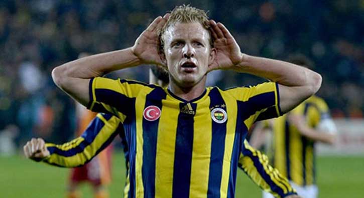 Derbide golleri yabancılar atıyor