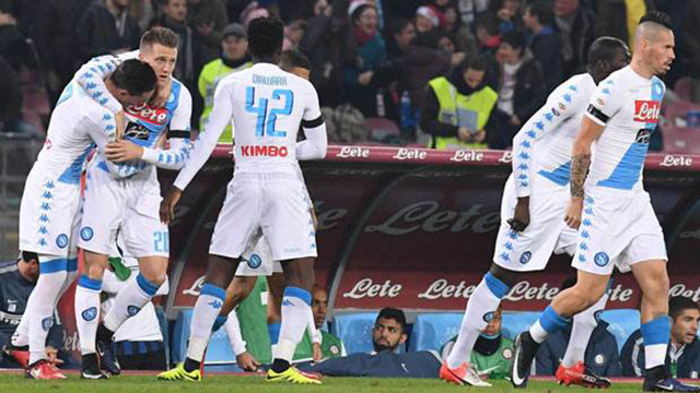 Napoli Inter'i  dağıttı