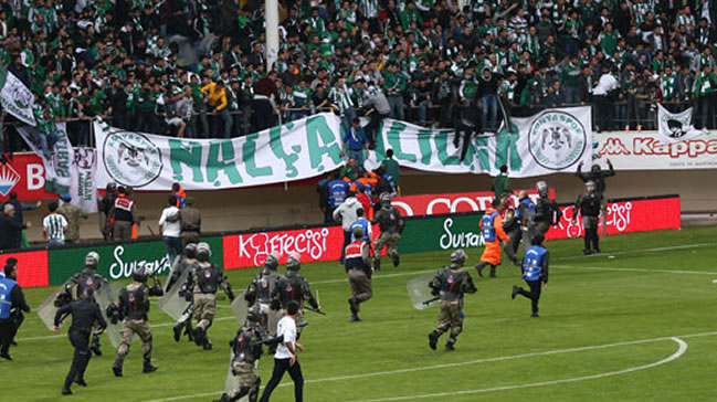 Alanya'da maç sonu olay