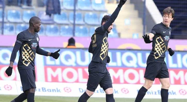 Osmanlıspor, Karabük'ü 2-1 yendi