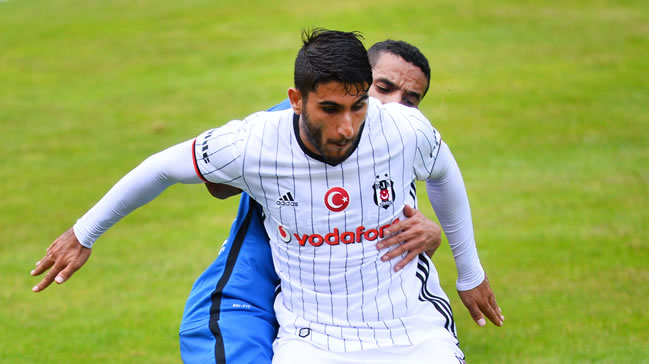 Aras Özbiliz'den tokat gibi Türkiye cevabı