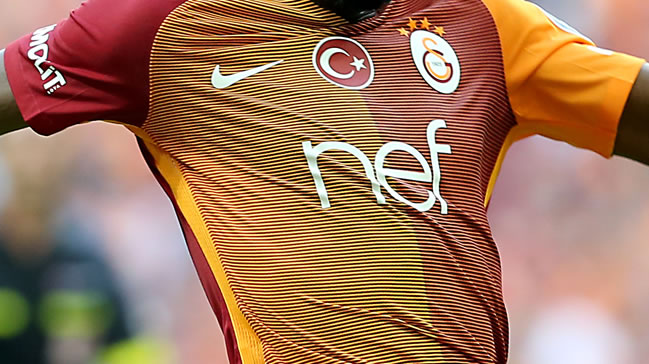Galatasaraylı futbolcuya sürpriz talip