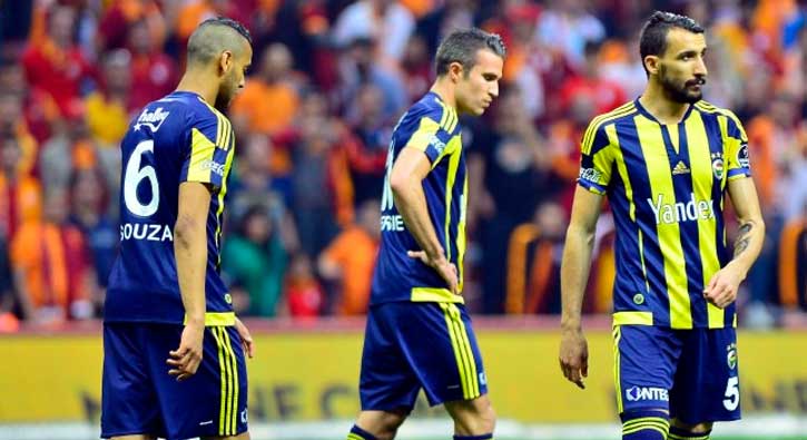 Van Persie ve Topal müjdesi
