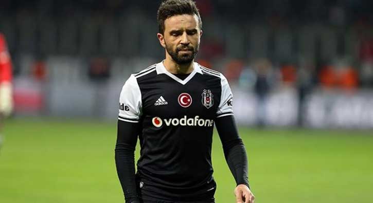 Gökhan Gönül, Beşiktaş'la siftah yaptı