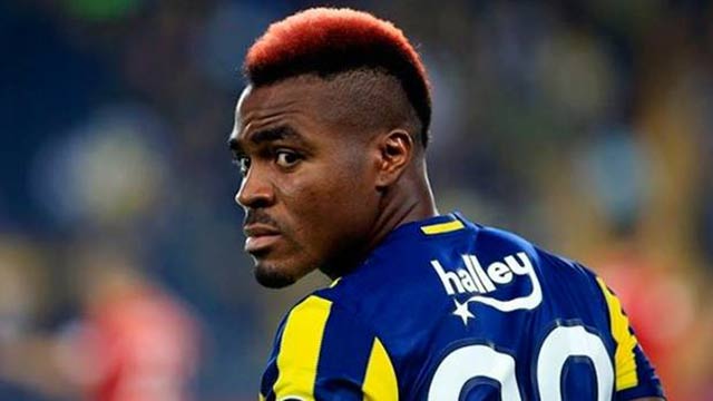 Emenike'den şok sözler: Fenerbahçe'de tutsak gibiyim