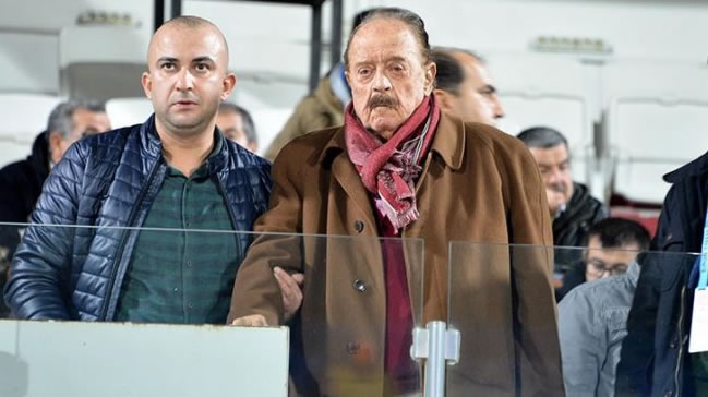 İlhan Cavcav İrfan Can'ın yeni takımını açıkladı