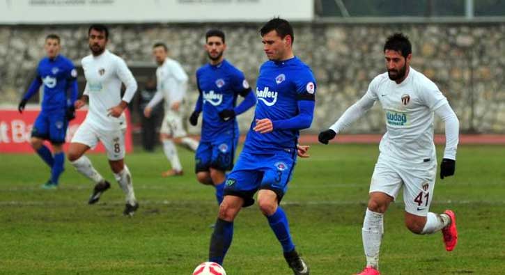 Kasımpaşa deplasmanda rahat kazandı