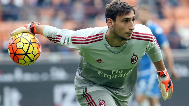Donnarumma'nın menajerinden flaş transfer açıklaması