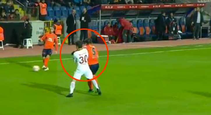 Emre Belözoğlu'nun dirseği ortalığı karıştırdı