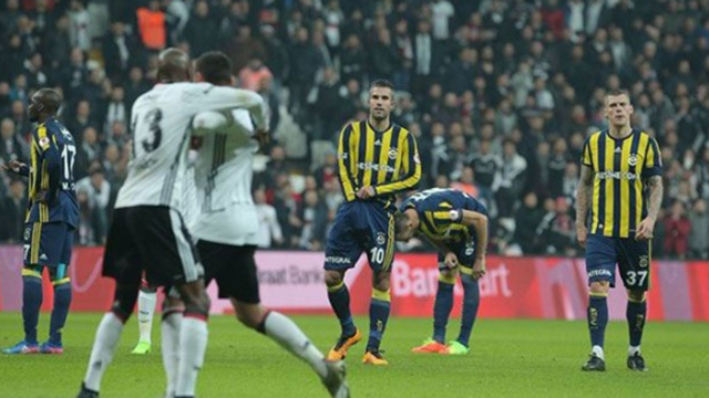 Van Persie'den 'Nouma' hareketi!