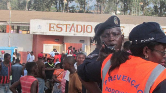 Angola'da stadyumda izdiham: 17 ölü