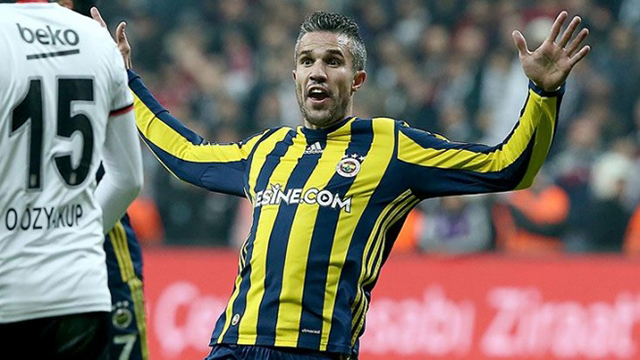 Van Persie isyan bayrağını çekti!