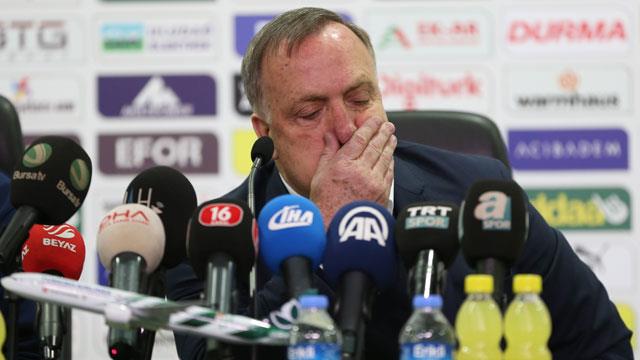 Hollanda basınından flaş Advocaat iddiası!