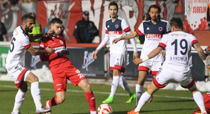 Gergin maçta kazanan çıkmadı!