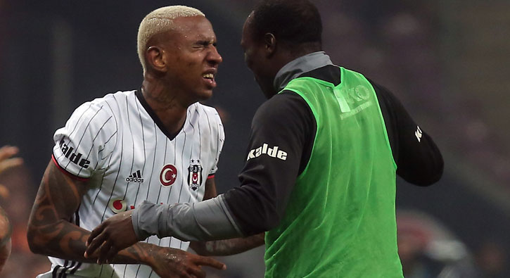 Talisca'dan Beşiktaşlıları heyecanlandıracak bonservis açıklaması