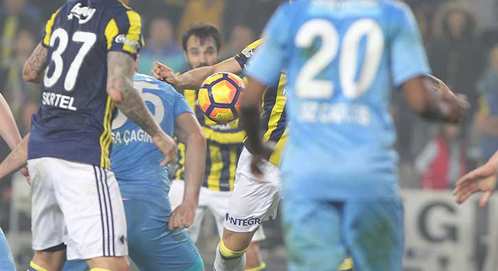 Fenerbahçe'nin attığı gol tartışma yarattı!