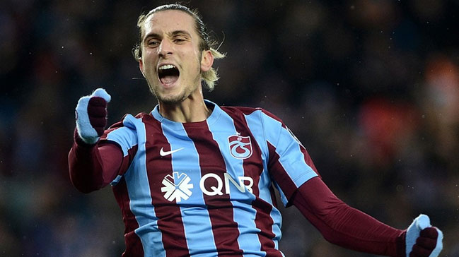 Yusuf Yazıcı, Mehmet Ekici'yi solladı