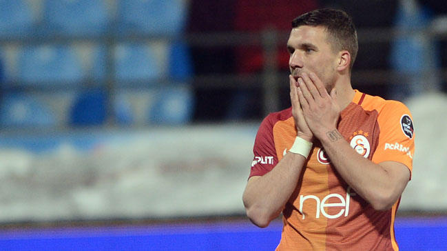 Japonlar şaştı bu işe! Podolski...