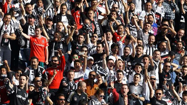 Beşiktaşlı taraftarlar UEFA'ya mail yağdırdı