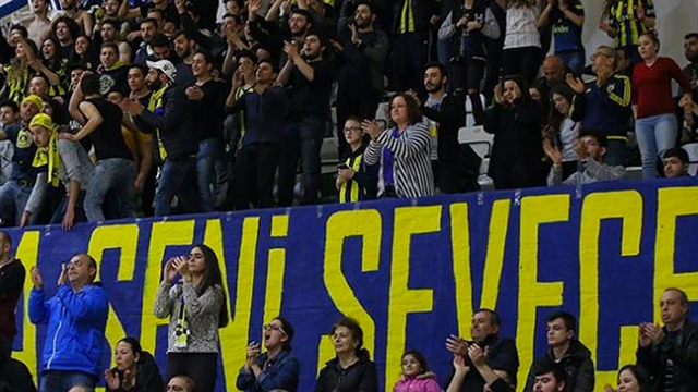 Fenerbahçe'de taraftar ve istifa krizi!