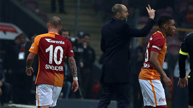 Tudor, Sneijder'in üstünü çizdi