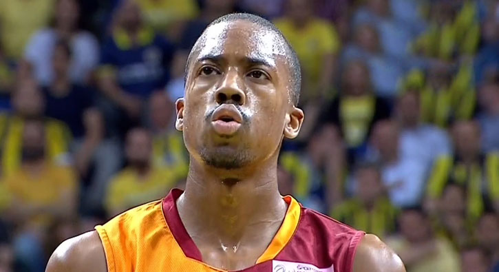 Derbi öncesi Galatasaray'a büyük müjde!