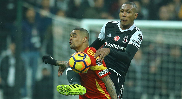 Sakatlanan Marcelo oyuna devam edemedi