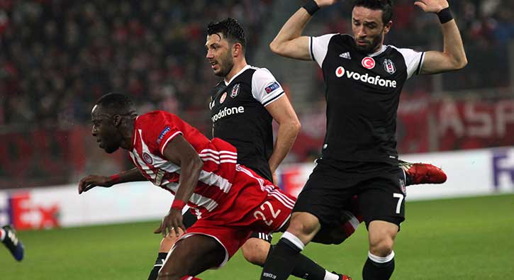 Olympiakos'tan iddialı açıklama: İstanbul'da favori yok...