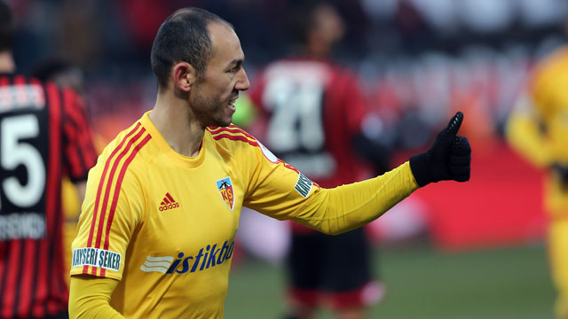 Umut Bulut Burak Yılmaz'ı geride bıraktı