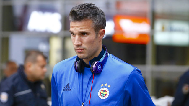 Robin van Persie'ye sürpriz teklif