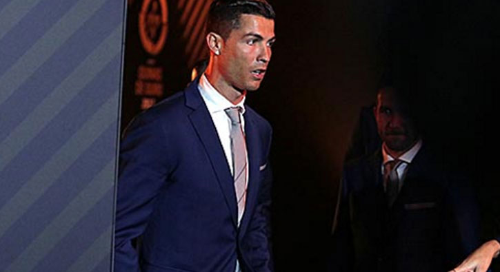 Yılın en iyi Portekizli futbolcusu Ronaldo