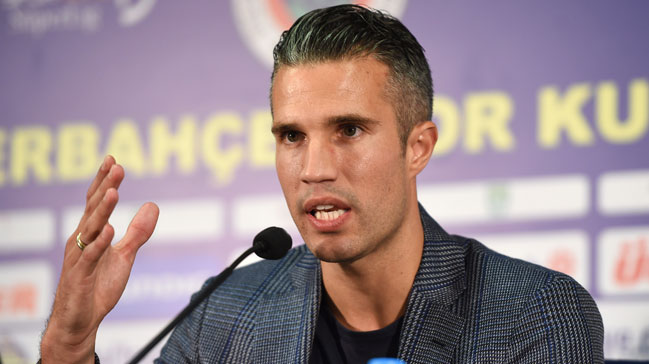 Fenerbahçe'den Robin van Persie kararı!