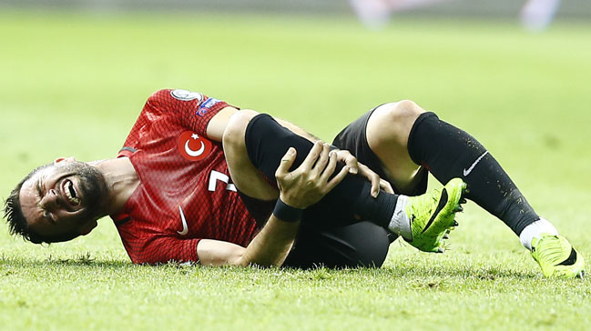 Gökhan Gönül'den kötü haber!