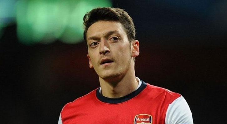 Mesut Özil'den flaş ayrılık açıklaması