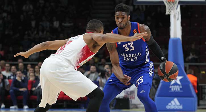 Anadolu Efes'ten muhteşem zafer!