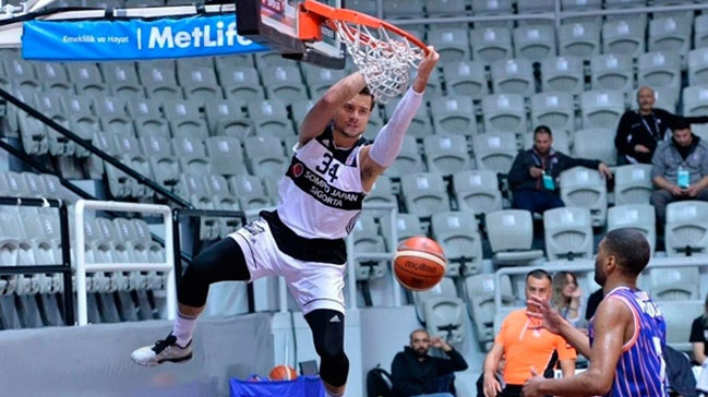 Beşiktaş Sompo Japan evinde üst üste 5. kez kazandı