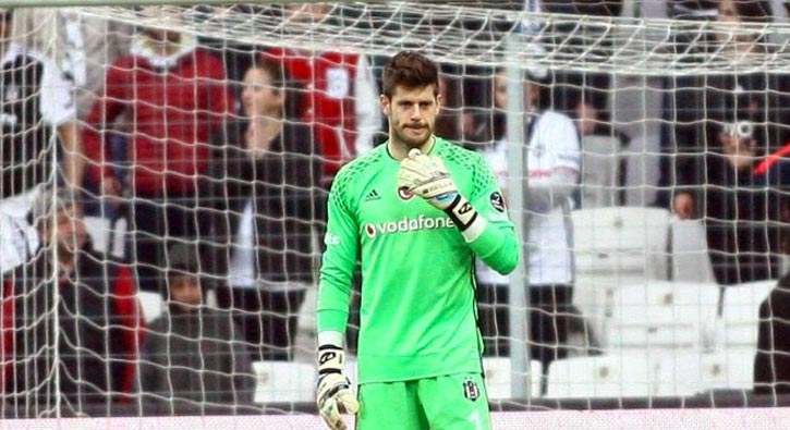 Beşiktaş'ta Fabri şoku! Oyuna devam edemedi