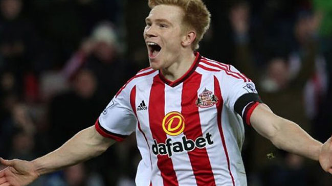 Sunderland'li futbolcu 3 kişinin hayatını kurtardı