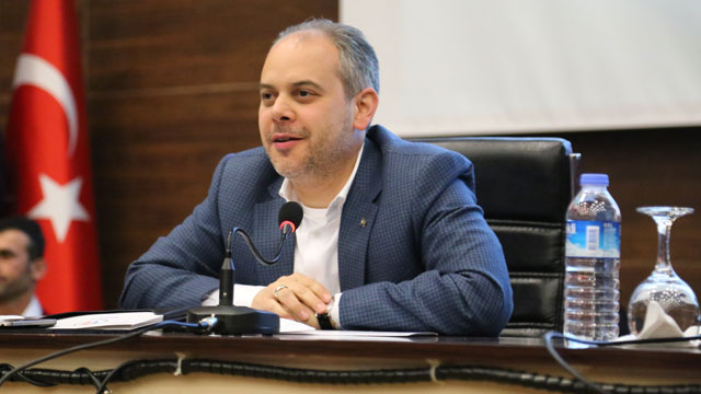 Bakan Kılıç'tan İzmir'e stadyum müjdesi
