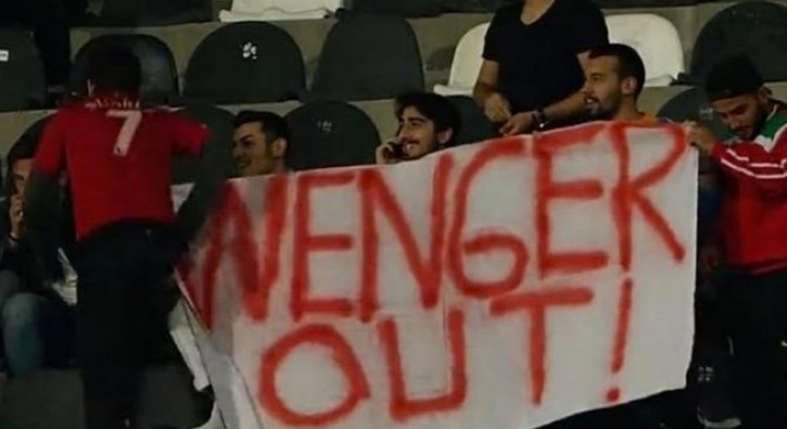 Arsene Wenger için Manisa'da istifa çağrısı
