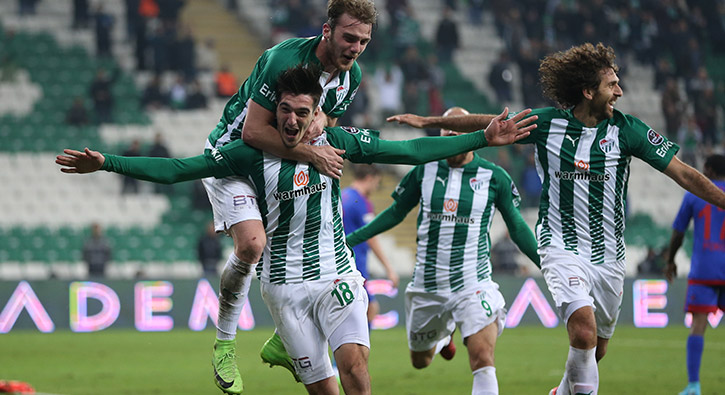Bursaspor, Karabükspor'u rahat geçti