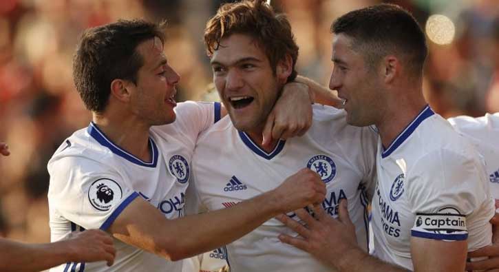 Chelsea zirvede doludizgin! 