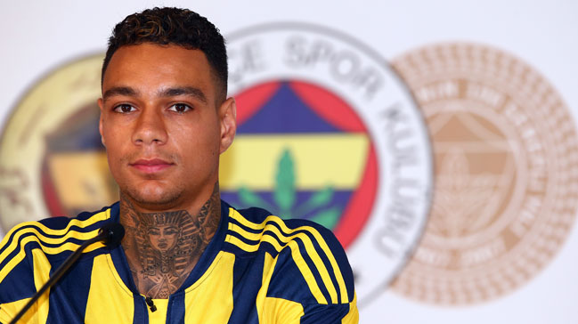 Gregory van der Wiel Lig 1'e gidiyor